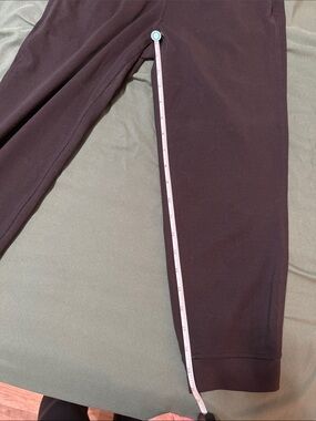 Lululemon Cropped Jogger